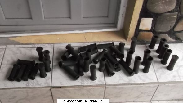 Vand piese bicicleta - Mansoane scarita moto- 20 lei setul(2 buc.) - Vanzari-Cumparari biciclete