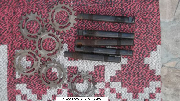 Vand piese bicicleta - Piese NOI de bicicleta: angrenaje pedale- 10 lei - Vanzari-Cumparari biciclete