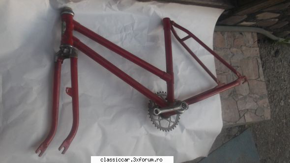 Vand piese bicicleta - Cadru in stare impecabila- 50 lei - Vanzari-Cumparari biciclete