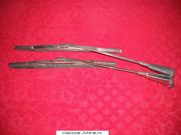 Vand piese dacia - Mai adaug 2 stergatoare de renault dauphine - Vanzari  piese si accesorii