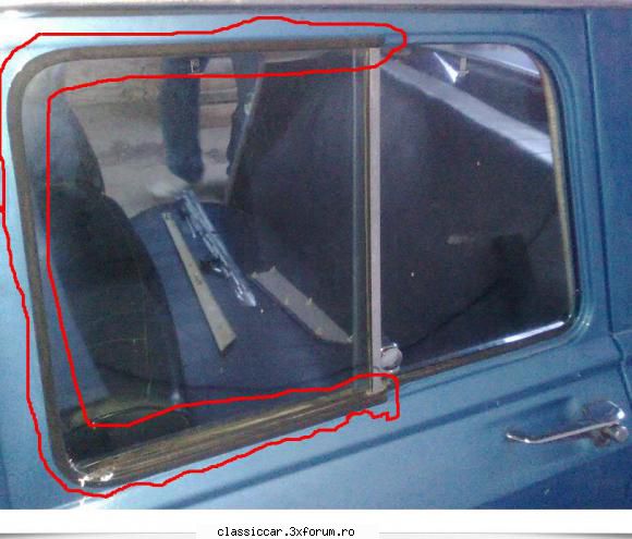 Vand piese dacia - Chederele sunt de la geamul fix al usilor spate - Vanzari  piese si accesorii