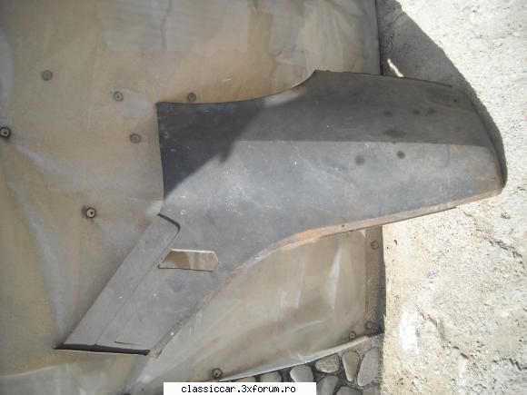 Vand piese dacia - Oglinzi- 35 lei bucata becuri galbene- 5 lei - Vanzari  piese si accesorii