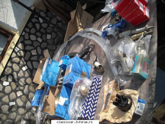 Vand piese dacia - Mai adaug urmatoarele piese dacia 1300 noi: presa - Vanzari  piese si accesorii