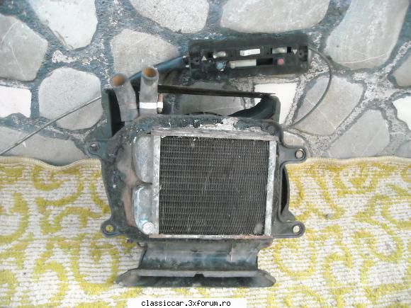 Vand piese dacia - calorifer+comanda climatizare- 40 lei - Vanzari  piese si accesorii
