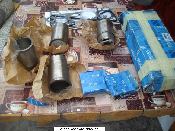Vand piese dacia - Mai adaug set motor de uzina+garnituri- 250 lei - Vanzari  piese si accesorii