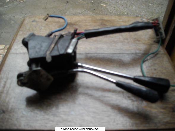 Vand piese dacia - Bloc de lumini jaeger- 90 lei - Vanzari  piese si accesorii