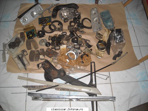 Vand piese dacia - Piese dacia lei toate(se dau numai la pachet) - Vanzari  piese si accesorii