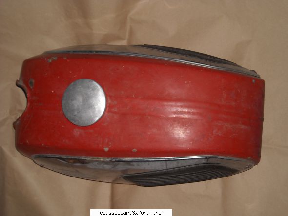 Vand piese dacia - Rezervor jawa californian in stare foarte buna - Vanzari  piese si accesorii