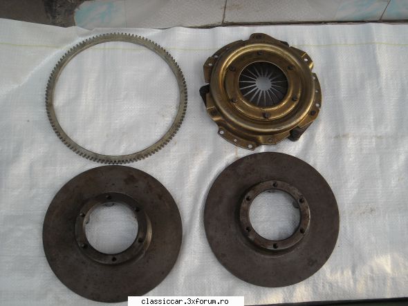 Vand piese dacia - Mai adaug urmatoarele piese noi: coroana- 30 lei - Vanzari  piese si accesorii