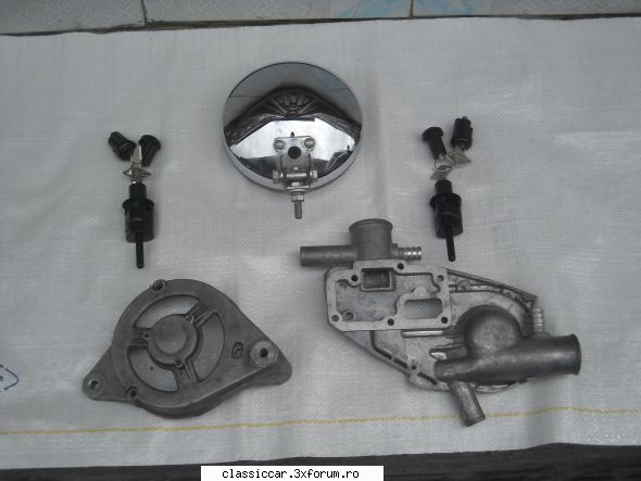 Vand piese dacia - Mai adaug urmatoarele piese noi: proiector- 90 - Vanzari  piese si accesorii
