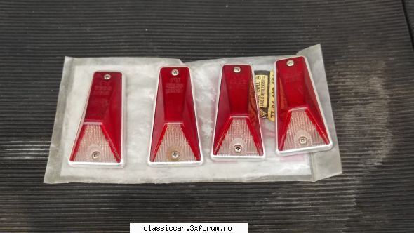 Vand piese dacia - Mai adaug urmatoarele piese noi: sticle PK - Vanzari  piese si accesorii