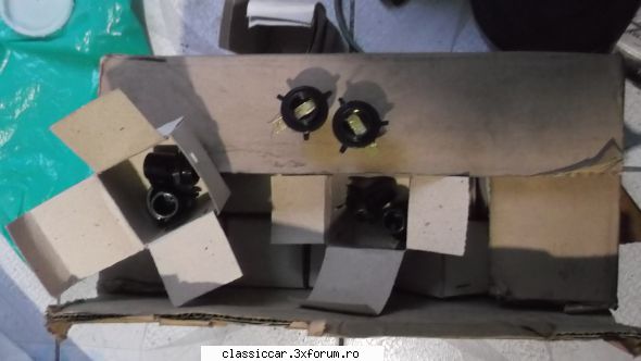 Vand piese dacia - lulele E\P- 10 lei cutiuta cu 2 buc - Vanzari  piese si accesorii