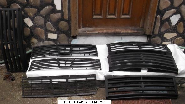 Vand piese dacia - tot piese noi: grile dacia lei buc. grile dacaia - Vanzari  piese si accesorii
