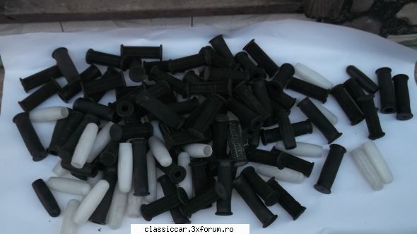 Vand piese dacia - Mai adaug urmatoarele piese NOI: mansoane de - Vanzari  piese si accesorii
