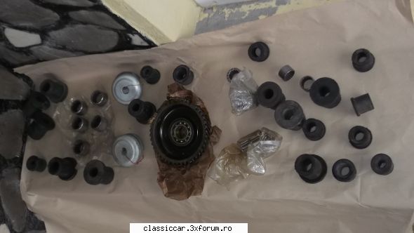 Vand piese dacia - lot piese aro- 100 lei(toate sunt noi) - Vanzari  piese si accesorii
