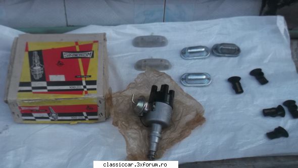 Vand piese dacia - Mai adaug urmatoarele piese NOI: bujii- 180 lei - Vanzari  piese si accesorii