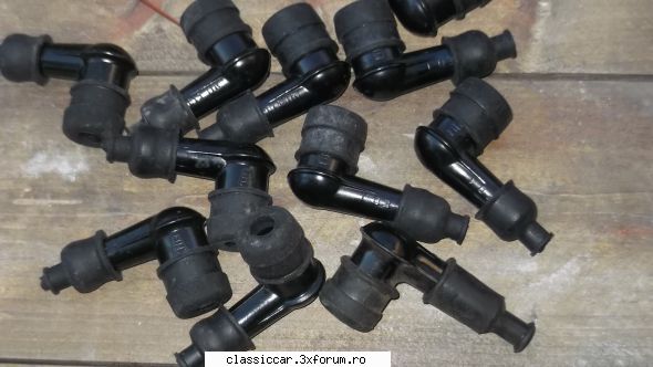 Vand piese dacia - 4 bucati la 10 lei - Vanzari  piese si accesorii
