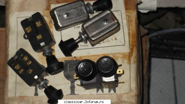 Vand piese dacia - intrerupatoare CEM- 5 lei buc - Vanzari  piese si accesorii