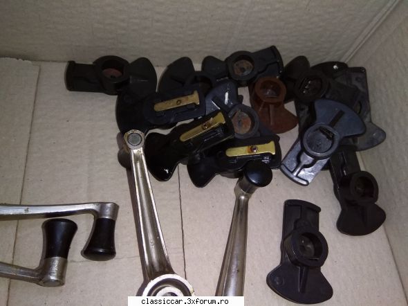 Vand piese dacia - M�nere noi- 50 lei toate - Vanzari  piese si accesorii