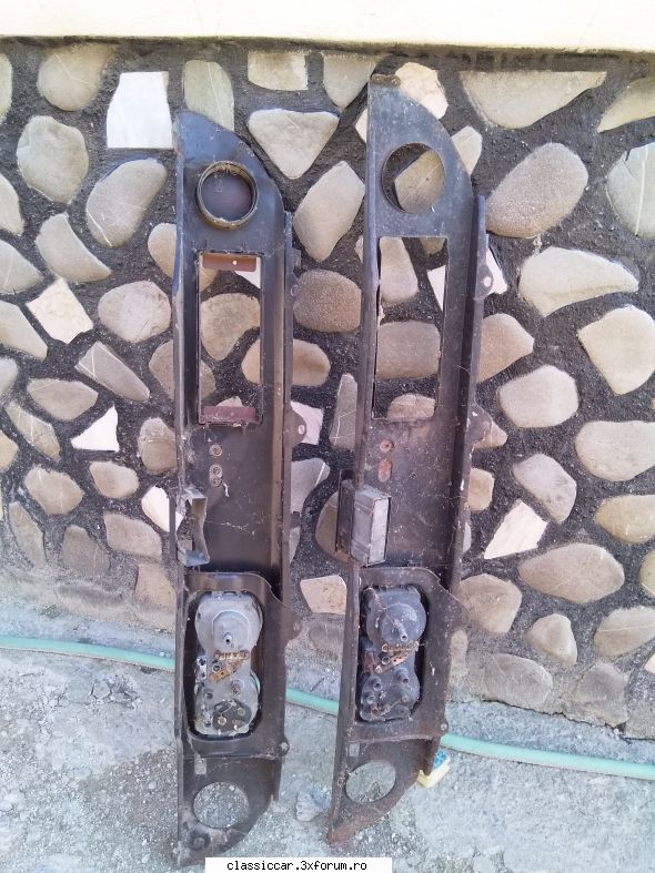 Vand piese dacia - Planșe- 100 lei am�ndouă - Vanzari  piese si accesorii