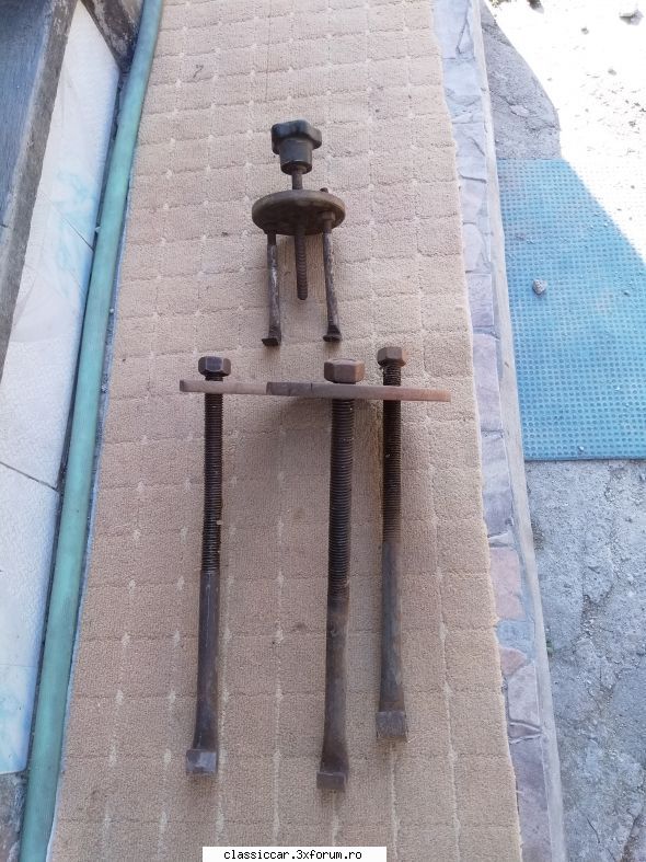 Vand piese dacia - Prese-70 lei am�ndouă - Vanzari  piese si accesorii