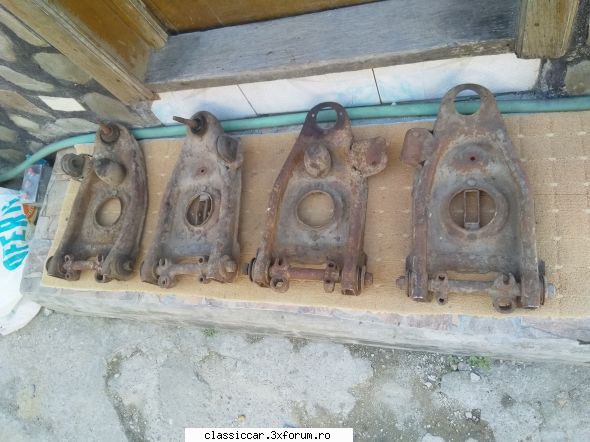 Vand piese dacia - 180 lei toate. Telefon : - Marius - Vanzari  piese si accesorii
