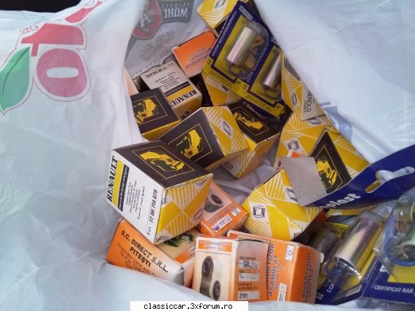 Vand piese dacia - Cuplaje volan-30 lei T-uri-30 lei două - Vanzari  piese si accesorii