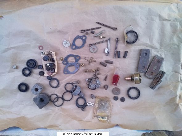 Vand piese dacia - Piese dacia 1100(unele sunt noi)- 50 lei toate - Vanzari  piese si accesorii