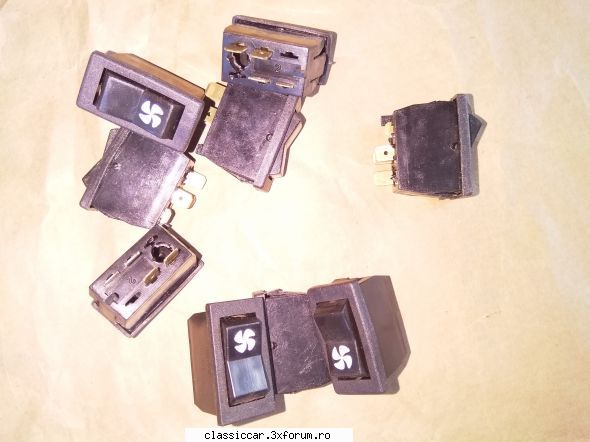 Vand piese dacia - Butoane aeroterma-5 lei bucata - Vanzari  piese si accesorii