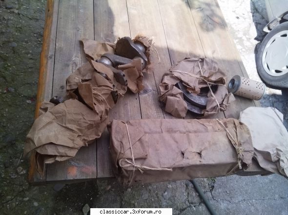 Vand piese dacia - Piese NOI de Skoda 1000 MB: Vibrochen-300 lei - Vanzari  piese si accesorii