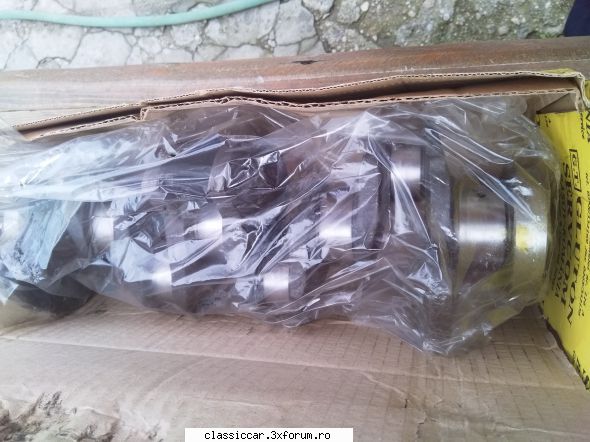 Vand piese dacia - Arbore cotit de 1,4- 300 lei bucata - Vanzari  piese si accesorii