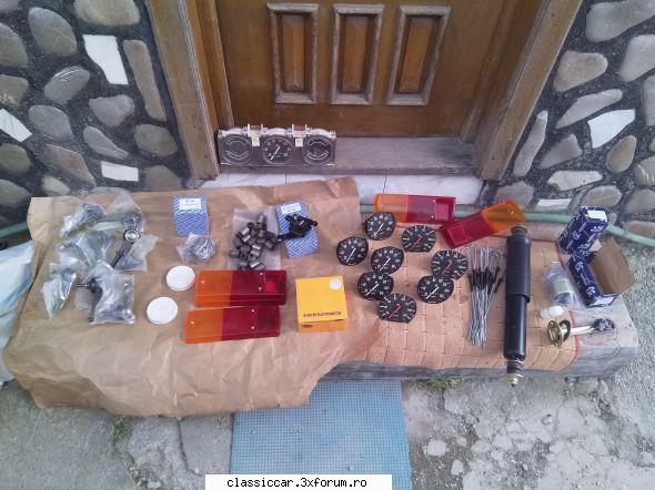 Vand piese dacia - Capace pompa frana de uamt-5 lei bucata Capete de - Vanzari  piese si accesorii