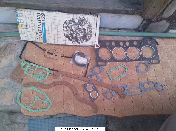 Vand piese dacia - Set garnituri noi-30 lei - Vanzari  piese si accesorii