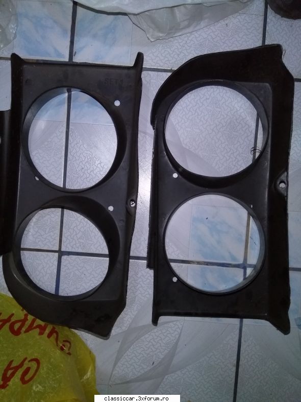 Vand piese dacia - Ochelari-30 lei am�ndoi - Vanzari  piese si accesorii