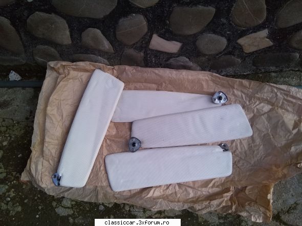Vand piese dacia - Parasolare de st�nga- 50 lei bucata - Vanzari  piese si accesorii