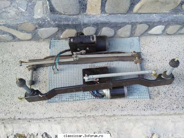 Vand piese dacia - Ansamblul ștergătoare cu piulițe ( - Vanzari  piese si accesorii