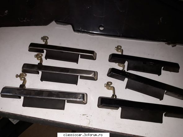 Vand piese noi pt OLTCIT - Maner usa nichelat 70 lei/bucata Maner usa negru - Vanzari  piese si accesorii