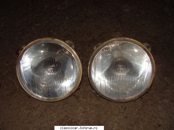 Vand piese pentru Dacia 1100 - faruri pret............................VANDUTE! - Vanzari  piese si accesorii