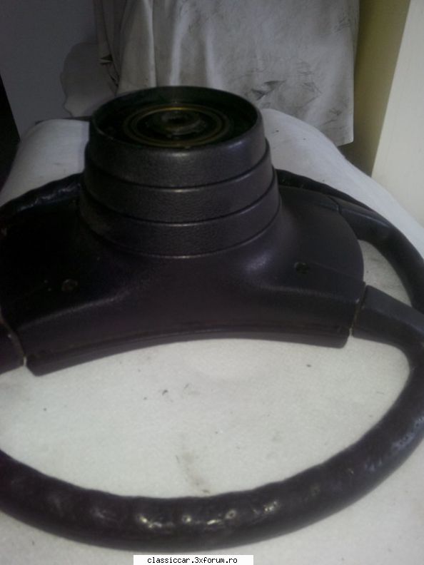 Vand volan Mercedes W115 - bot de cal - Uzura normala, nu se ia pe maini - Vanzari  piese si accesorii