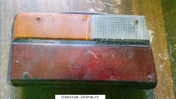 Vanzari Diverse - Si triple 30lei bucata cea cu sticla defecta.Si - Vanzari  piese si accesorii