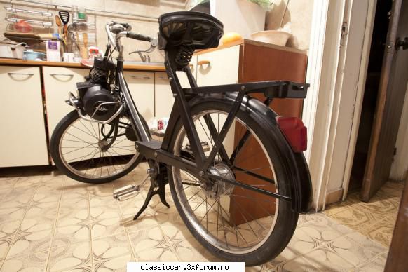 VeloSolex 3800 - Transmisia prin rola ceramica ce - Prezentare motociclete, motorete si biciclete de colectie