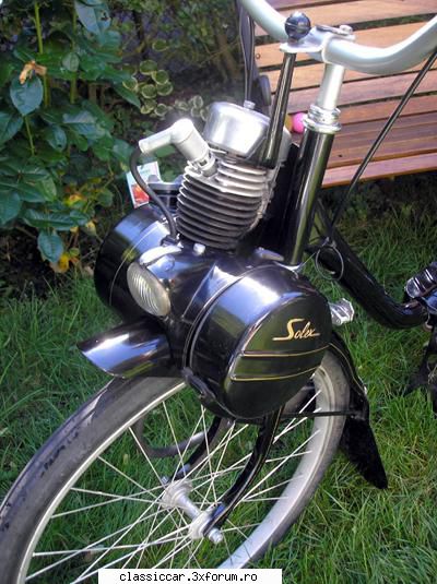 Velosolex - Nu ar fi trebuit sa aiba far metalic - Prezentare motociclete, motorete si biciclete de colectie