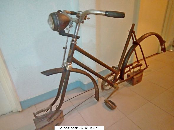 Victoria 1956 ( dama ) - scuzati calitatea pozelor - Prezentare motociclete, motorete si biciclete de colectie