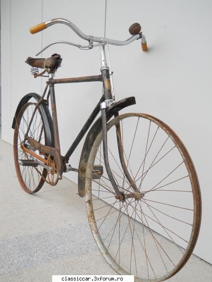 Victoria 1965 - Astazi doamna a fost la sedinta - Prezentare motociclete, motorete si biciclete de colectie