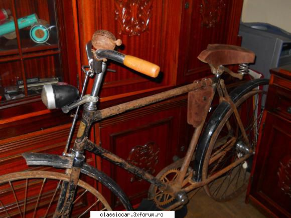 Victoria 1965 - Este lucrat foarte bine, la fel - Prezentare motociclete, motorete si biciclete de colectie