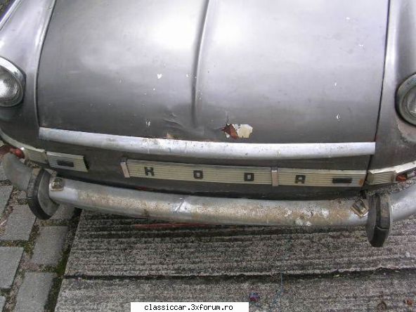 Vizi revine..SKODA MB 1000 an 1965 - Fata este cam sifonata...dar se face incet - Prezentare masini