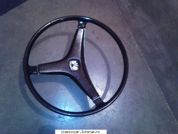 Volan VW 411 , folosit doar in 1971 - Stare foarte buna, 350 LEI - Vanzari  piese si accesorii
