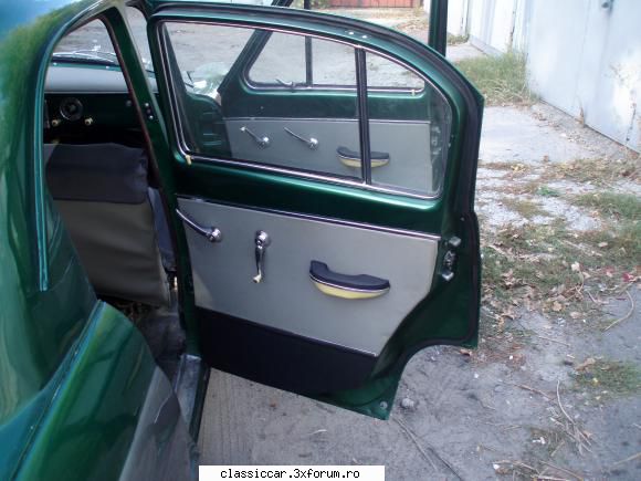 Volga M- a doua ediţie KIEV - Ca aici �n centru - Vanzari auto-moto clasice de catre intermediari