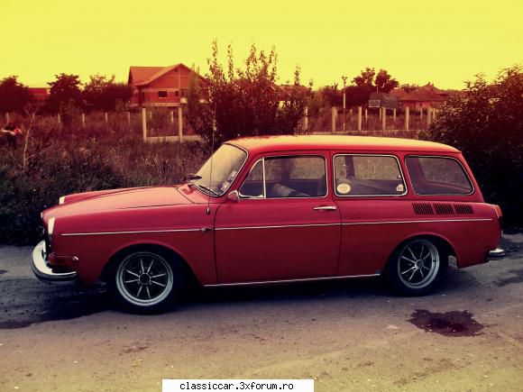 Volkswagen 1600 Variant L - poza editata de Glad in photoshop ar arata bine - Prezentare masini