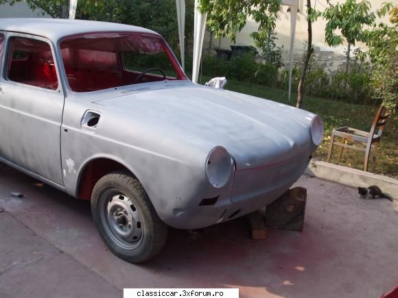 Volkswagen 1600 Variant L 1970 - spritzchit inainte de a fi slefuit - Reconditionari si Restaurari